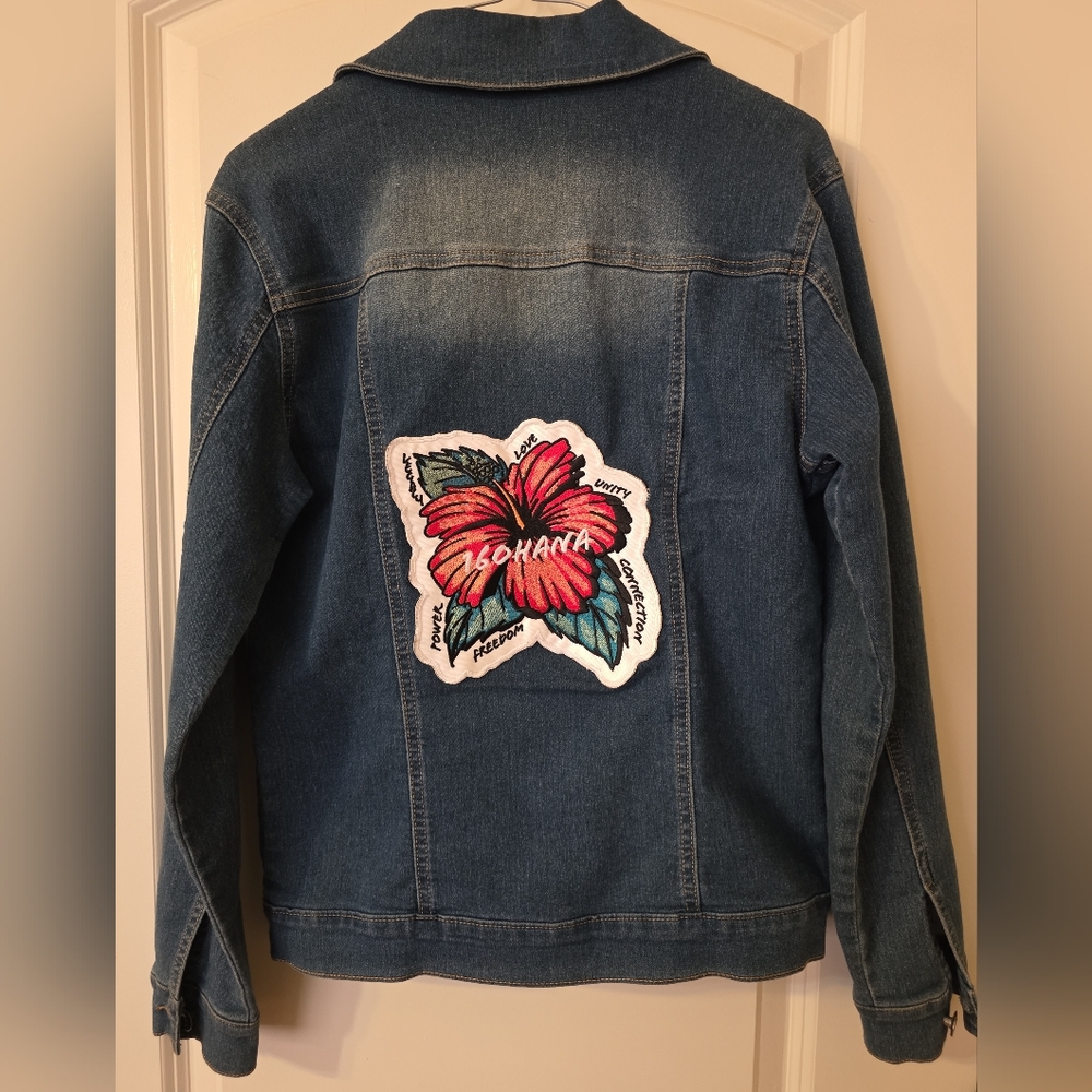 160HANA Graphic Flower Patch Denim Jacket Hawaiiana Statement  ULTRASOFT! L